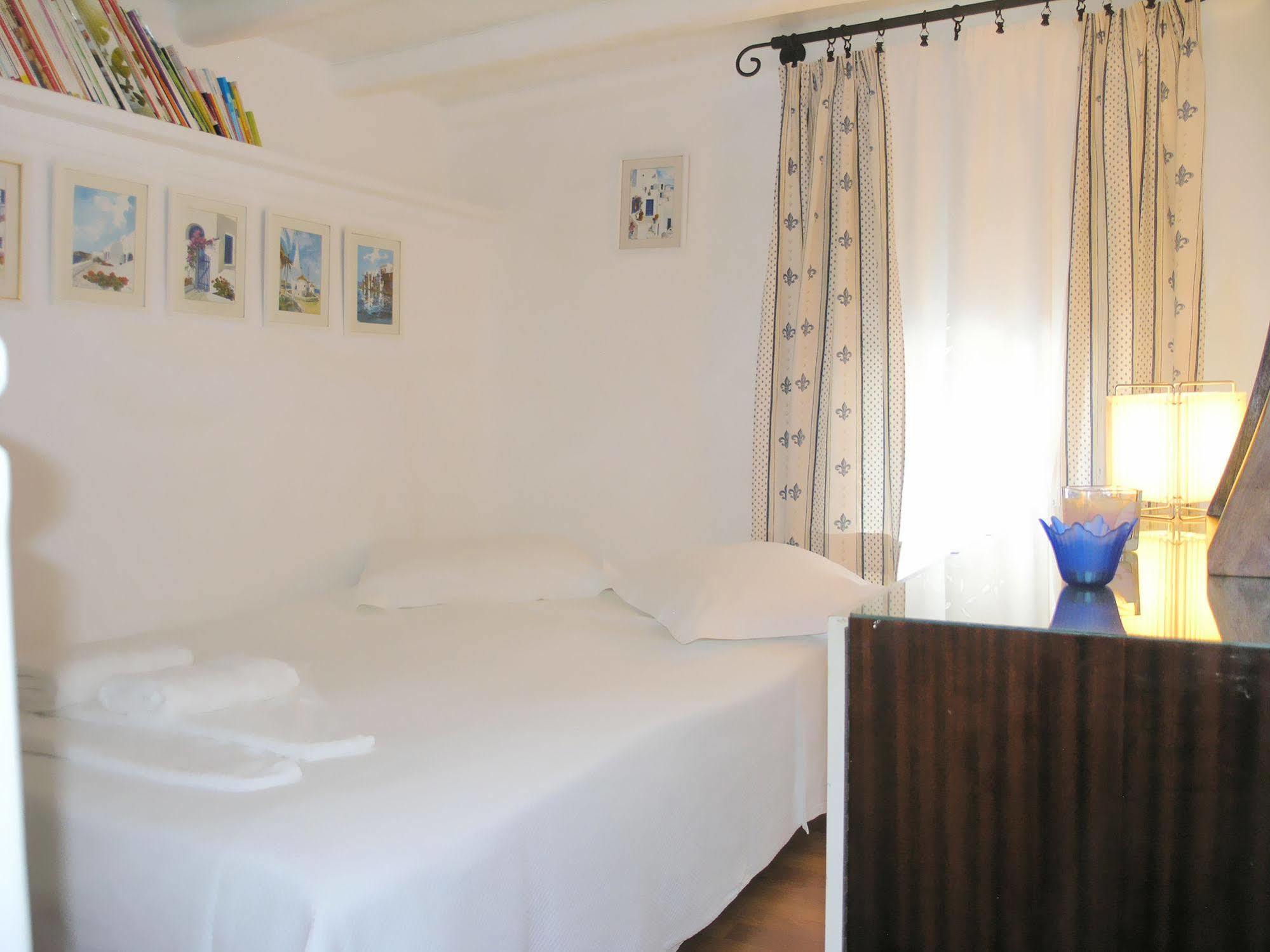 דירות Mykonos Town Peter'S Arhontiko מראה חיצוני תמונה